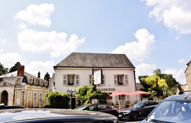 La Commune - Châteauneuf-sur-Loire