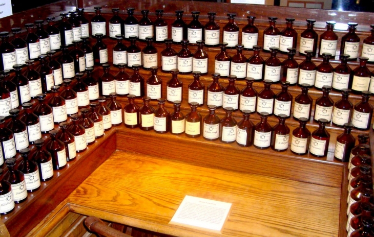 Orgue à parfums - Chilleurs-aux-Bois