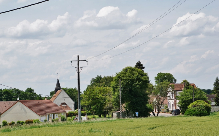 La Commune - Feins-en-Gâtinais