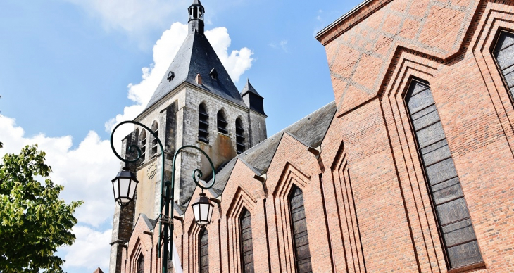   église Sainte-Jeanne-d'Arc  - Gien