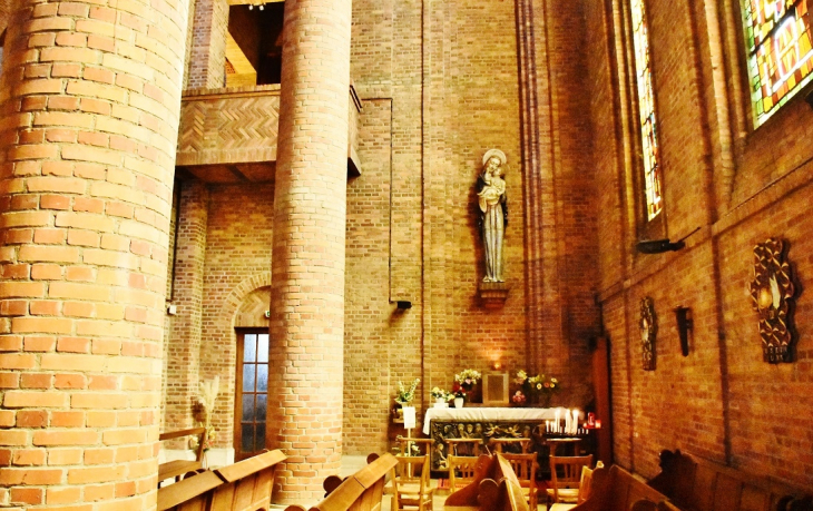   église Sainte-Jeanne-d'Arc  - Gien