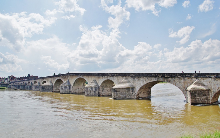 Pont sur la Loire - Gien