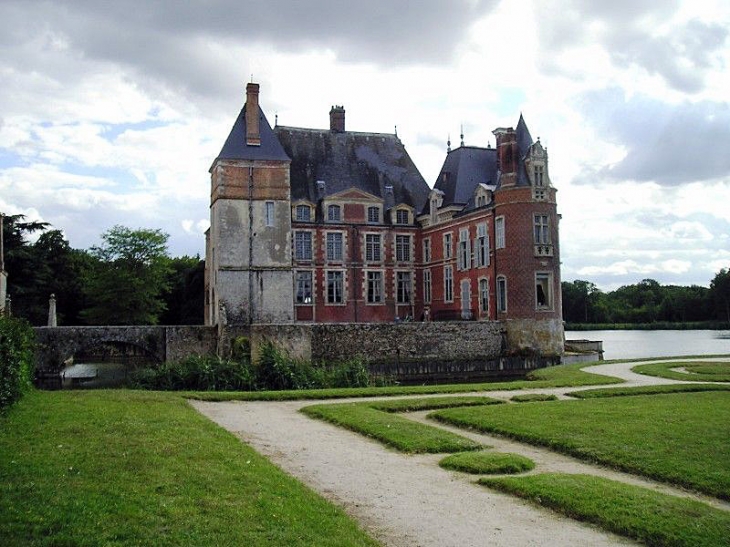 Le château des Pêcheurs - La Bussière