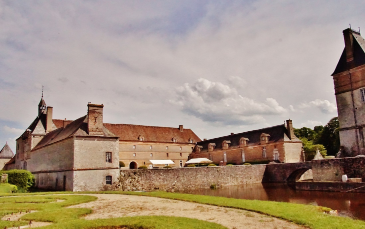 Le Château - La Bussière