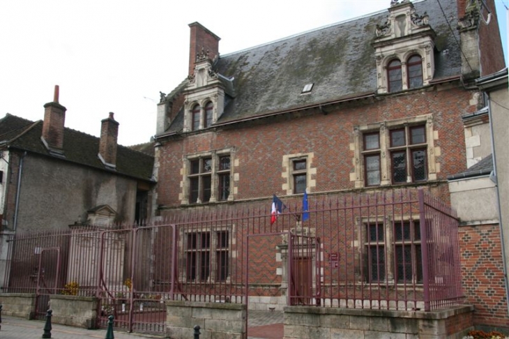 Mairie de Lorris