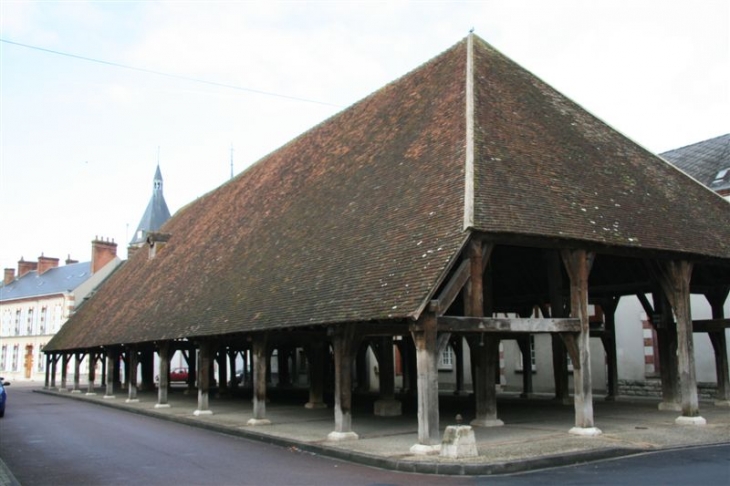 La Halle de Lorris