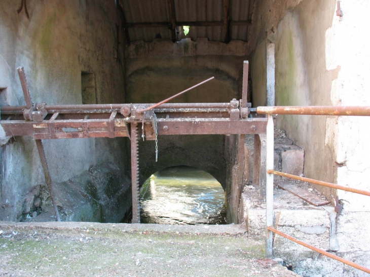 UN DES CENTS MOULINS - Meung-sur-Loire