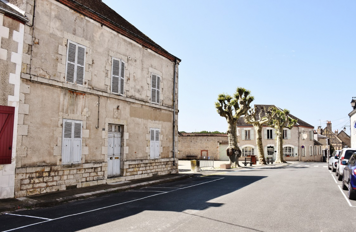 La Commune - Ousson-sur-Loire