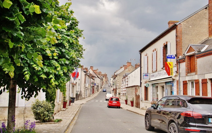 La Commune - Ouzouer-sur-Trézée