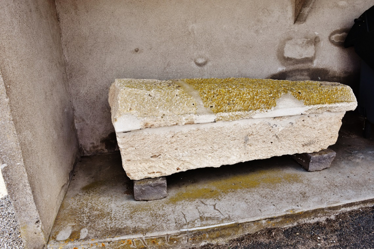 Sarcophage - Poilly-lez-Gien