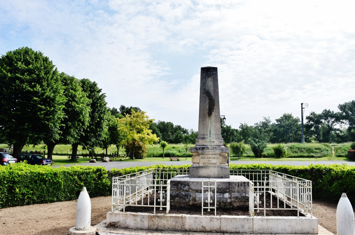 Monument-aux-Morts - Saint-Firmin-sur-Loire