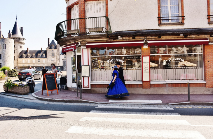 La Commune - Sully-sur-Loire