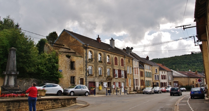  - Angecourt