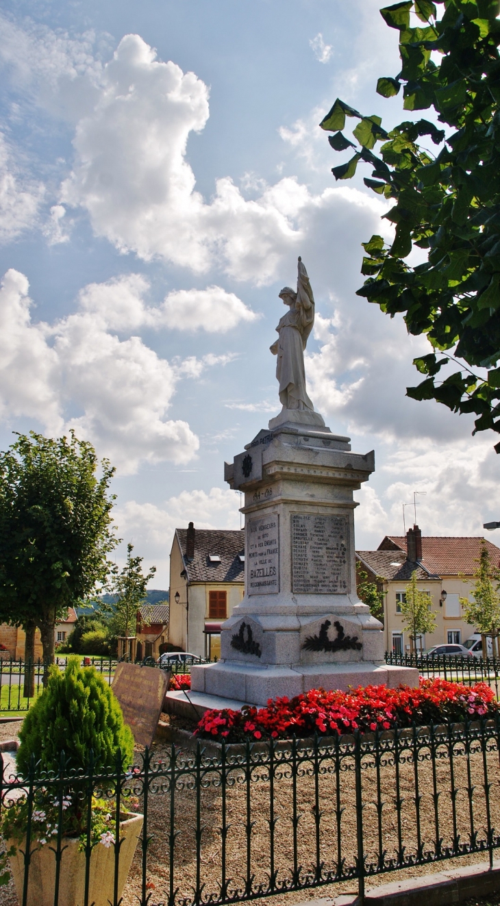 Monument aux Morts - Bazeilles