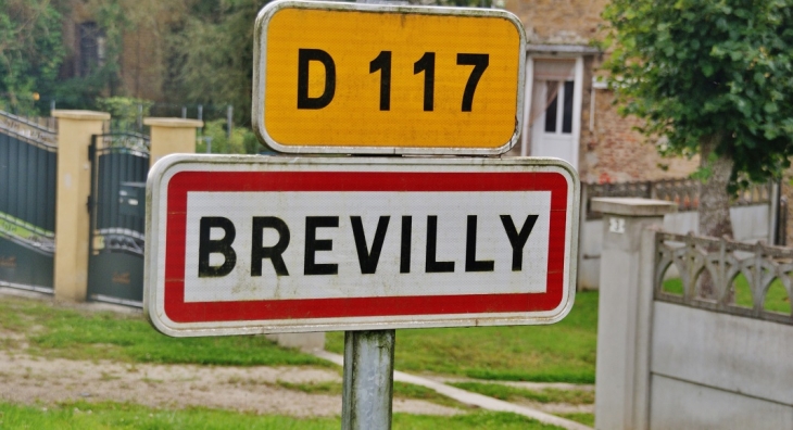  - Brévilly