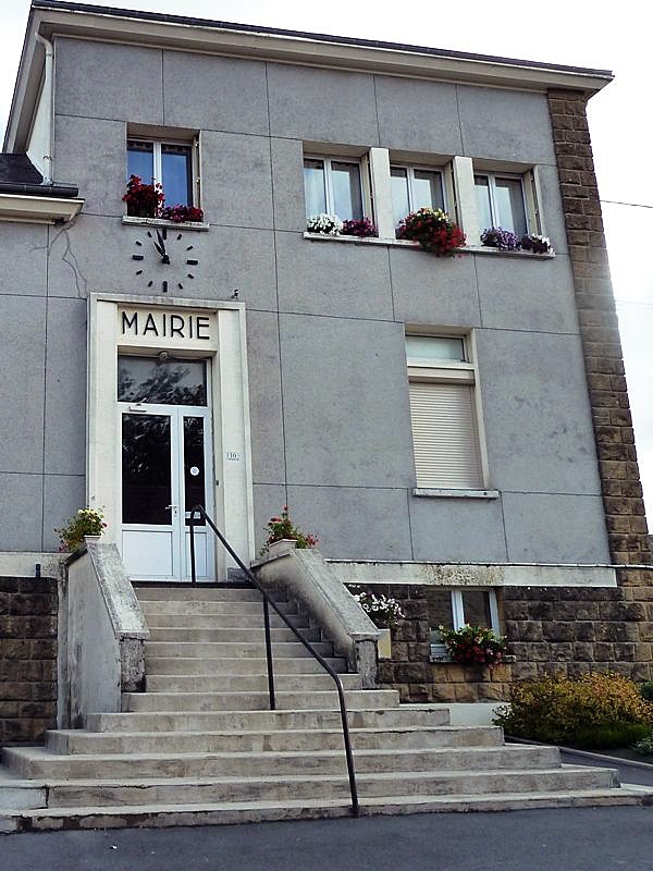 La mairie - Charbogne