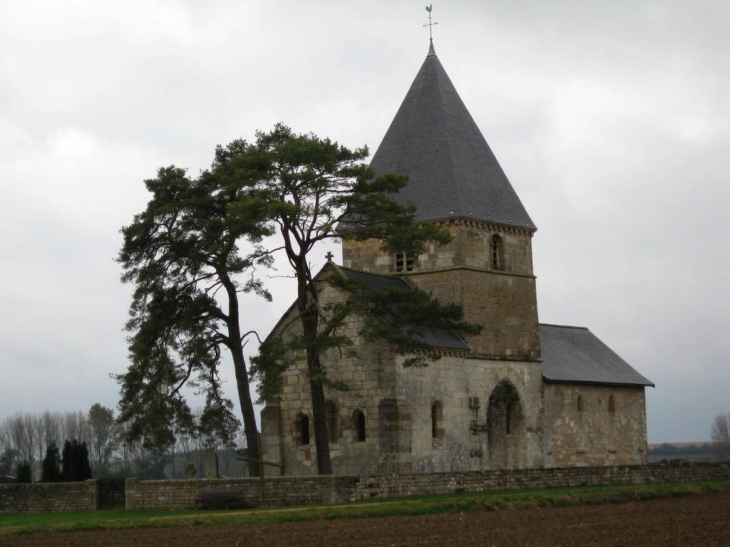 Eglise romane - Chémery-sur-Bar