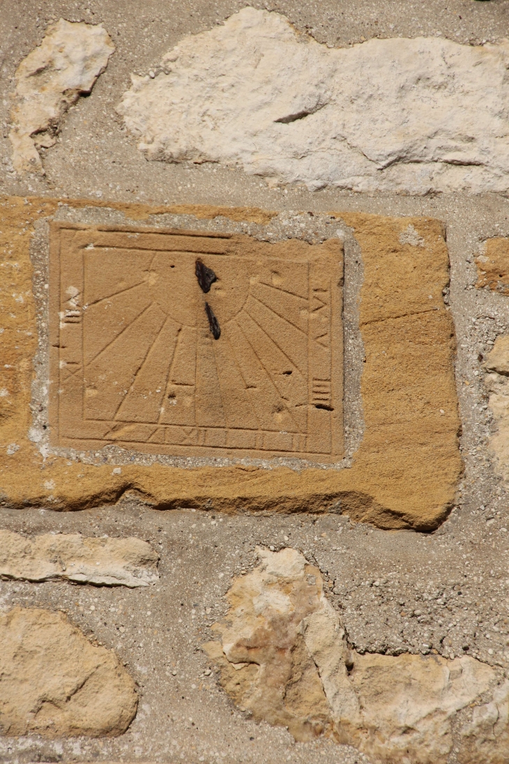 Cadran dans une rue de la commune - Chémery-sur-Bar