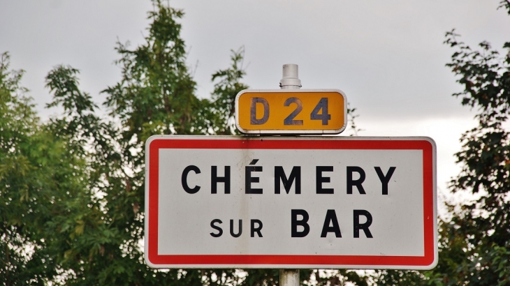  - Chémery-sur-Bar