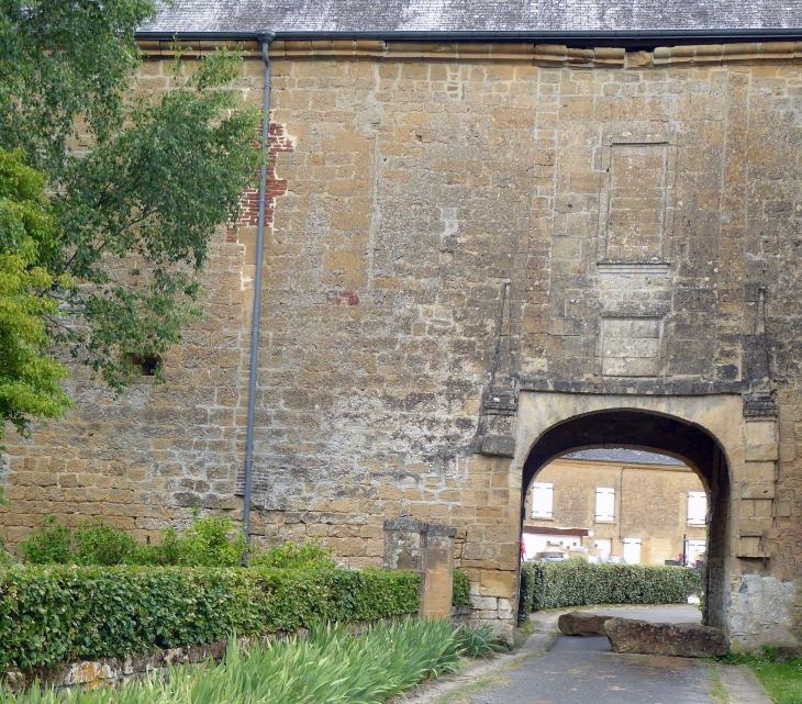 Le château - Clavy-Warby