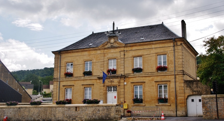 La Mairie - Dom-le-Mesnil