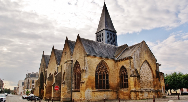 ,église Saint-Onésime - Donchery