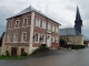 la mairie et l'église