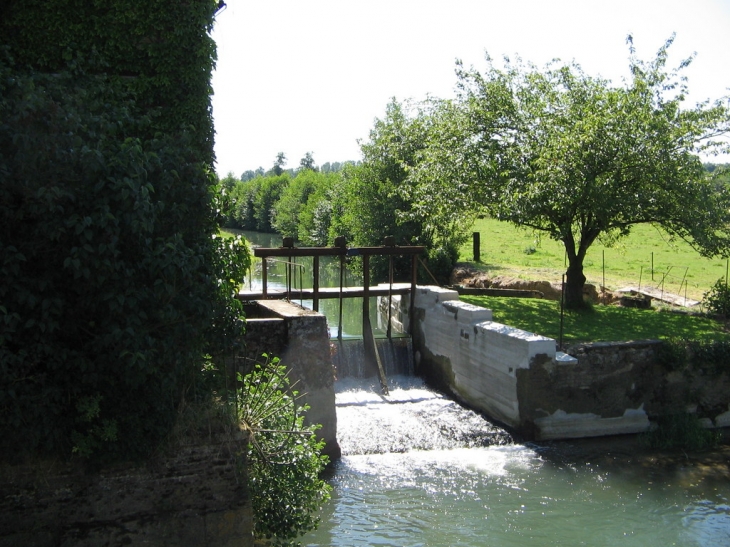 Les vannes du moulin - Hannappes