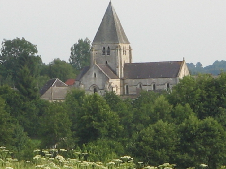 Clocher vu du chemin d'Aubenton - Hannappes