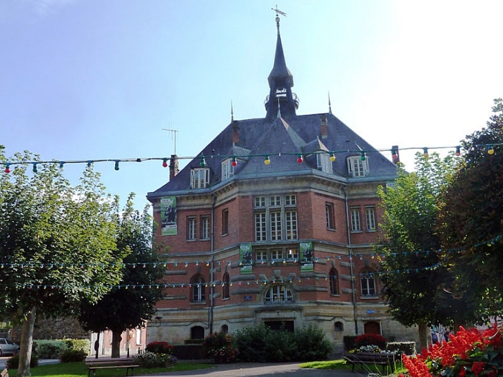 L'hôtel de ville - Haybes