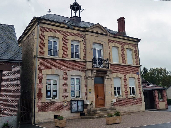 La mairie - Houdilcourt