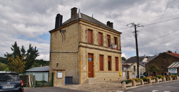 La Mairie - Issancourt-et-Rumel