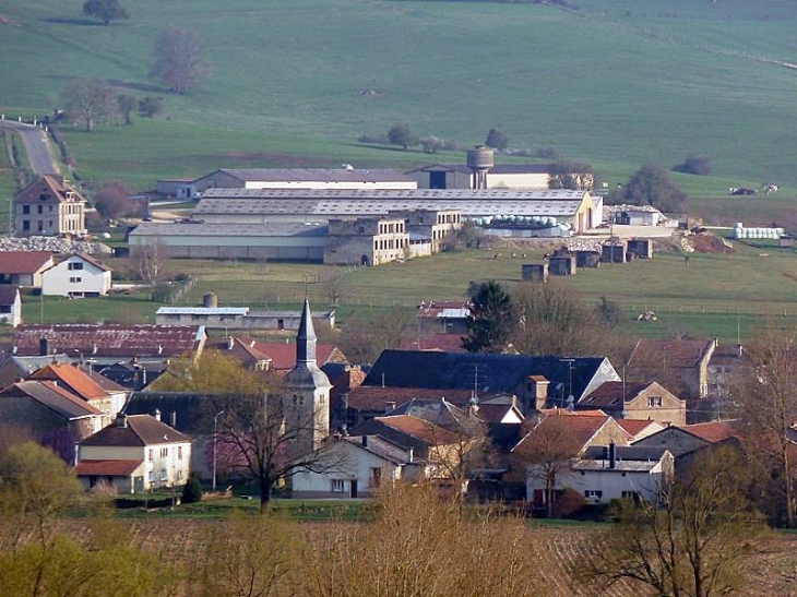 Vue sur le village - La Ferté-sur-Chiers