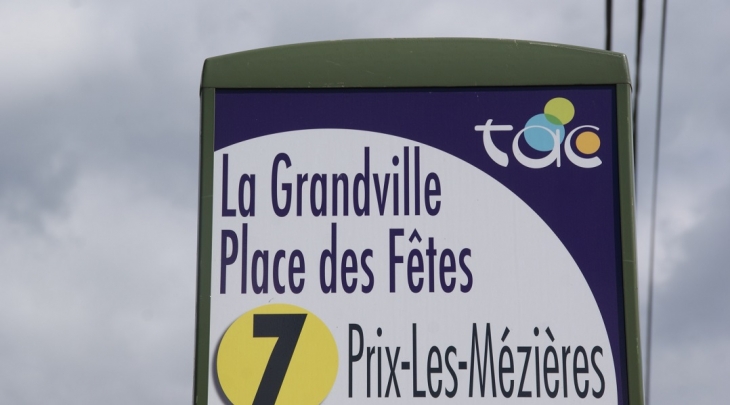  - La Grandville