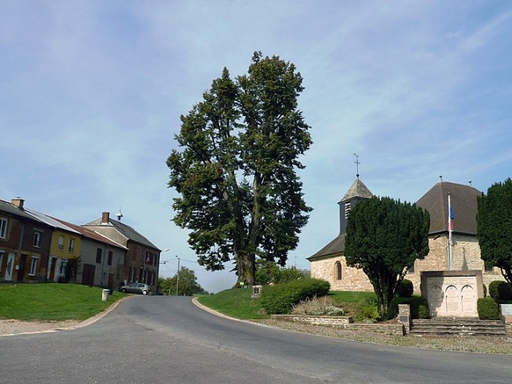 L'entrée du village - La Horgne