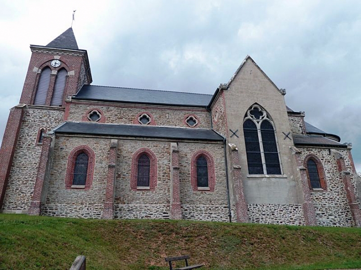 L'église - La Neuville-aux-Joûtes