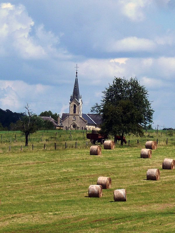 Vue sur l'église - La Sabotterie