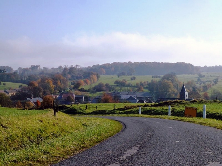 Arrivée dans le village - Lametz