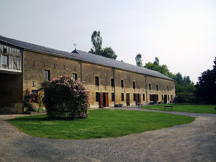 L'ancien relais de poste - Launois-sur-Vence