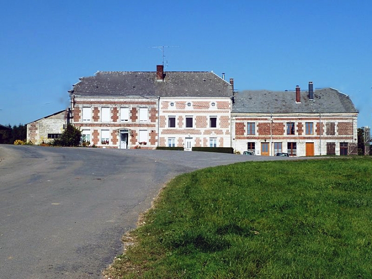 Maisons du village - Marlemont