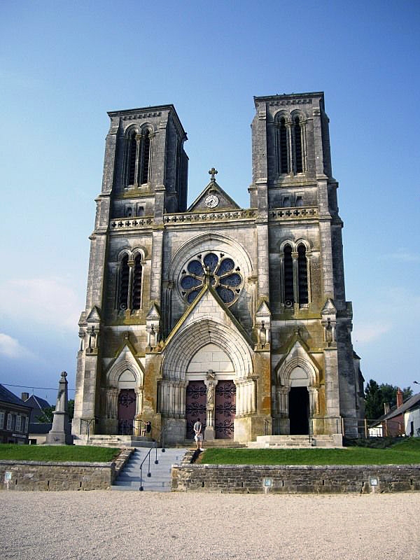 L'église - Neuvizy