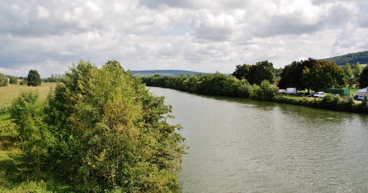 La Meuse - Nouvion-sur-Meuse