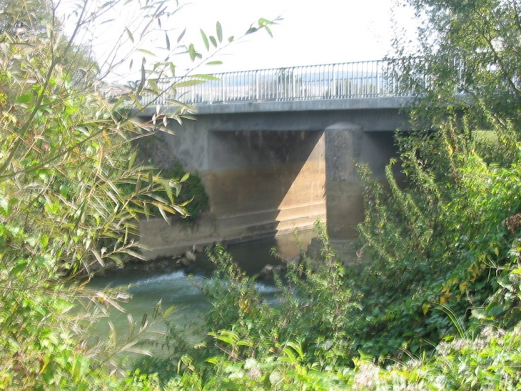 Pont de la bar - Omicourt