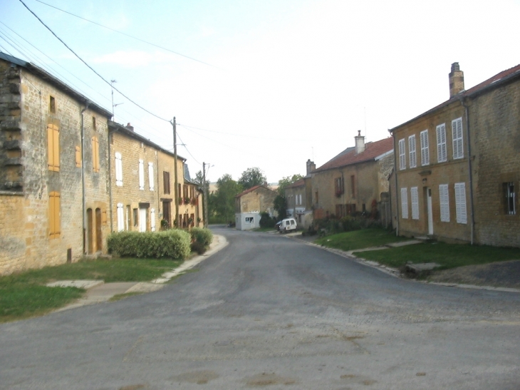 Rue de l'église - Omicourt