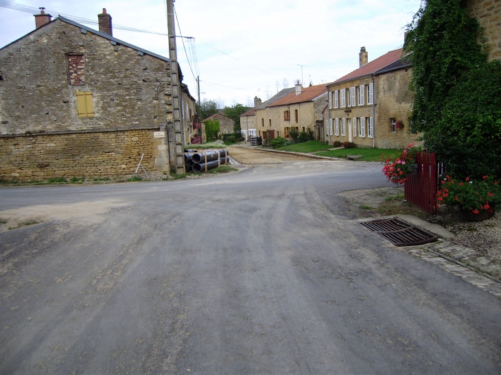 Rue du chaud avant travaux 06 - Omicourt