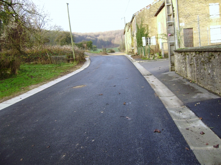 Rue du chaud  tarmac - Omicourt