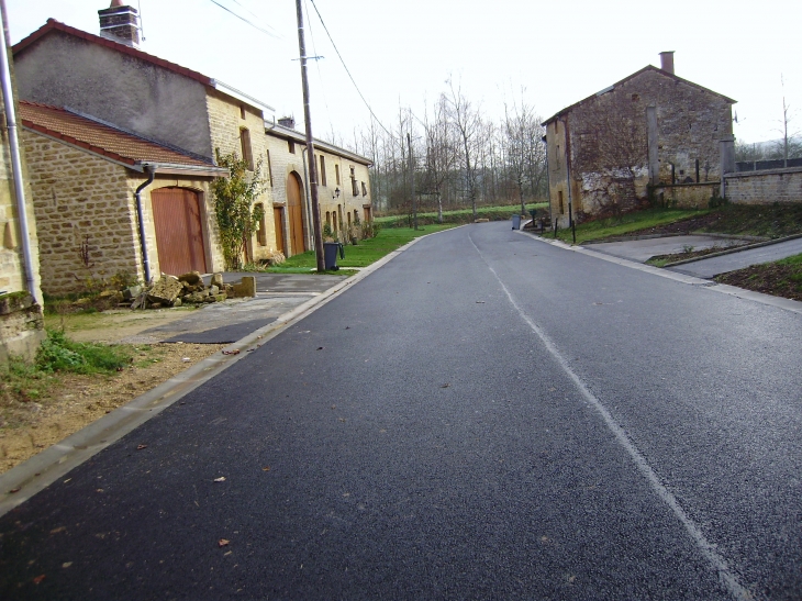 Rue de l'église tarmac - Omicourt