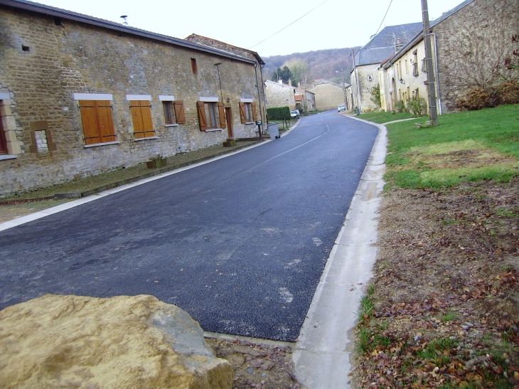 Rue de l'église tarmac - Omicourt