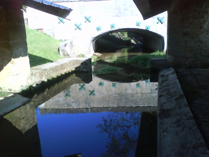 LE LAVOIR - Raucourt-et-Flaba