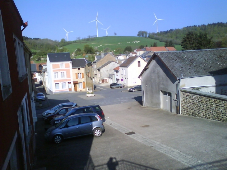 LA PLACE DU PILORI - Raucourt-et-Flaba